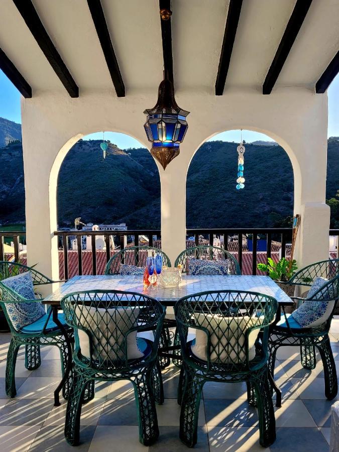 Benahavis Village Penthouse Apartment, 2 Bedrooms, Stunning Views, Swimming Pool !! Экстерьер фото